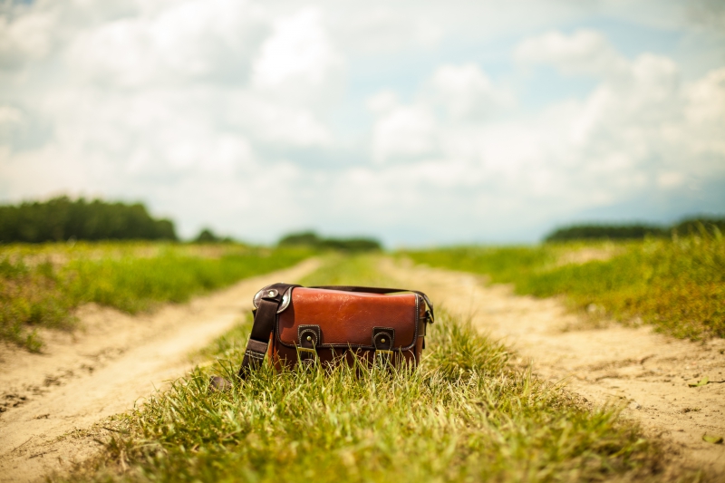 maroquinerie-ST CYR SUR MER-min_handbag-407198